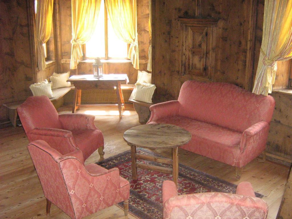 Ansitz Heufler Hotel Rasun di Sopra Habitación foto